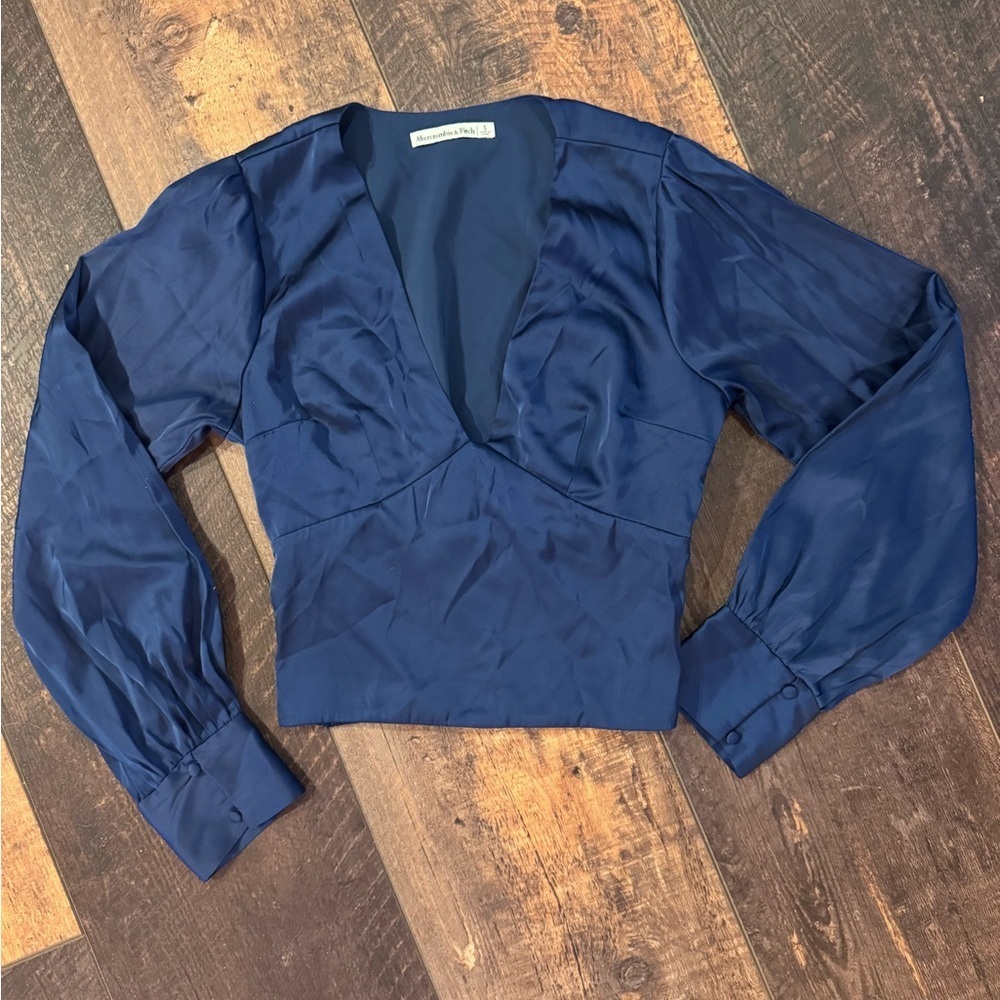 Abercrombie & Fitch Blue Long Sleeve V-Neck Blouse Size Small